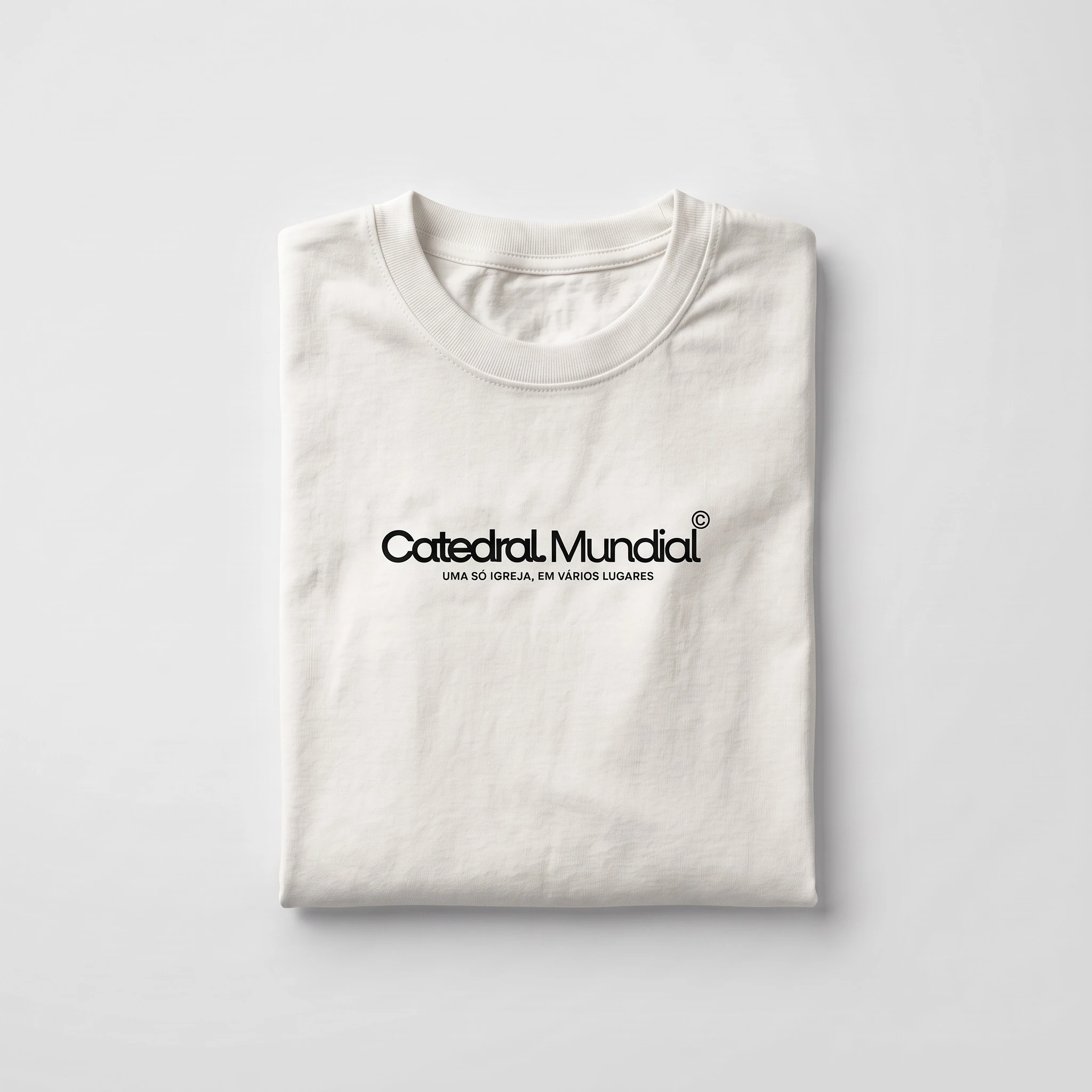 Camiseta oficial branca da Catedral Mundial
